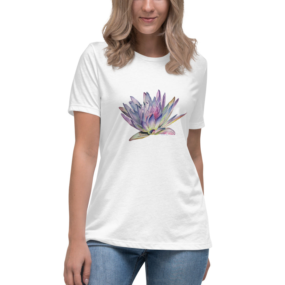 Water Lily Women's T-Shirt - Bee & Oak